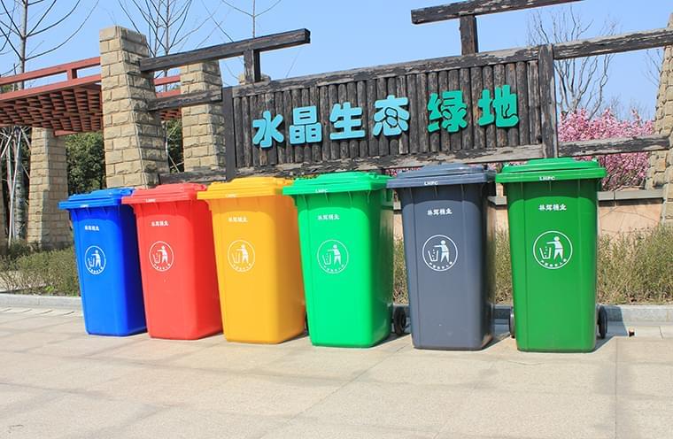 助力鄉(xiāng)村振興戰(zhàn)略，林輝環(huán)衛(wèi)垃圾桶從不缺席
